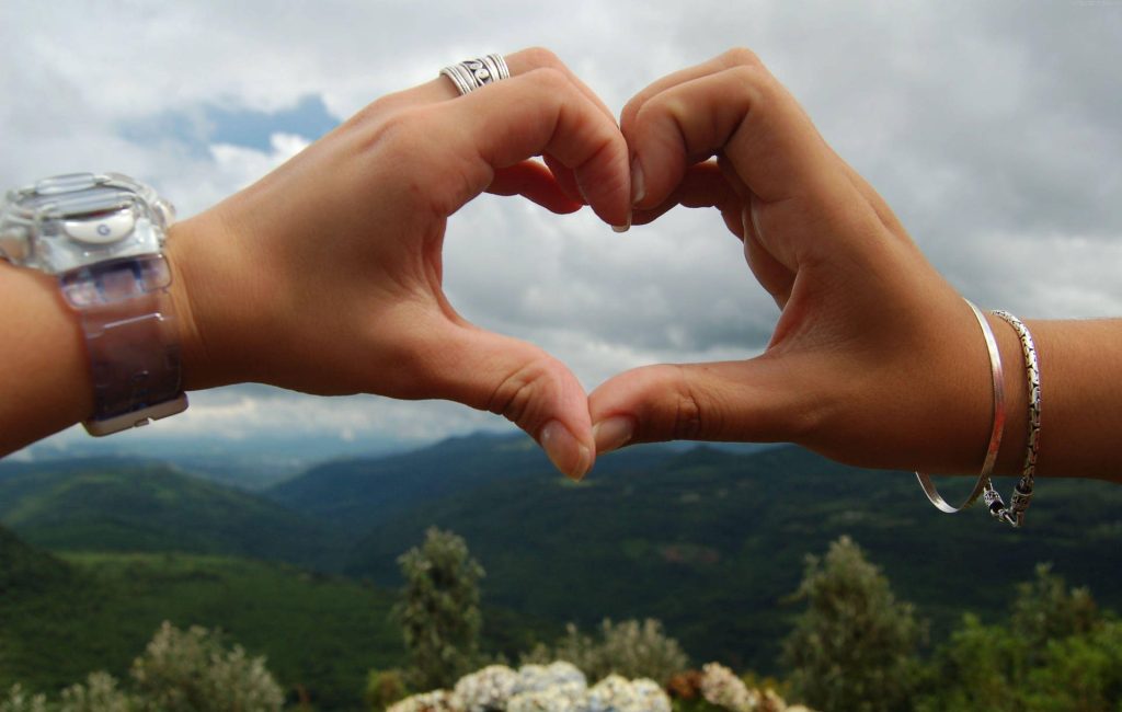 13-Simple-Remedies-to-Attract-True-Love-into-Your-Life