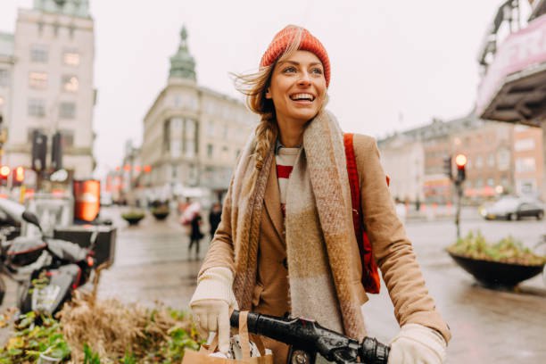 4 Clear Signs Someone Is Coming Into Your Life