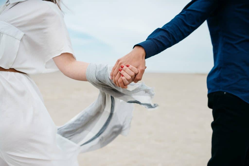 how-to-meet-your-soulmate-10-spritual-signs-to-follow