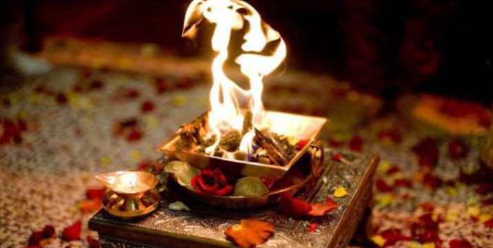 mahakumbh-2025-graha-shanti-puja-by-astrolive