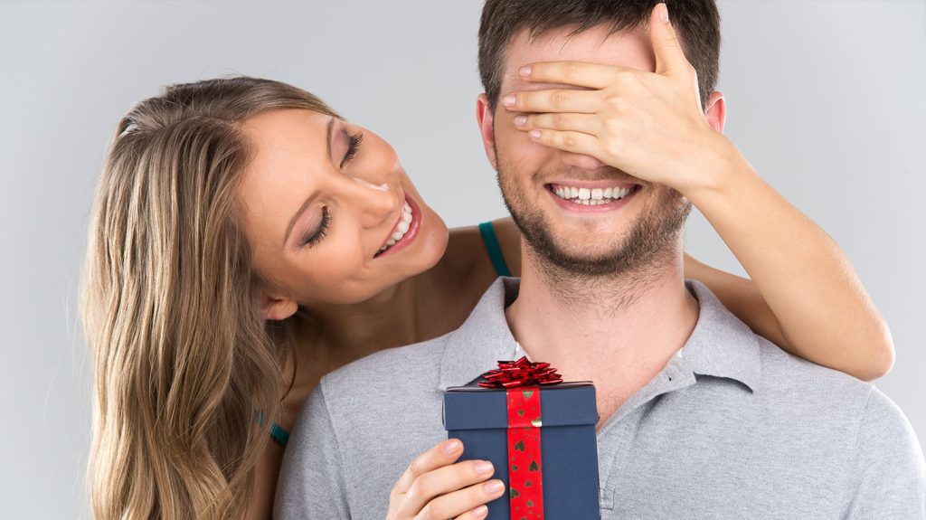 valentine-s-day-2025-Valentine-Gifts-for-Men-As-Per-Zodiac-Signs